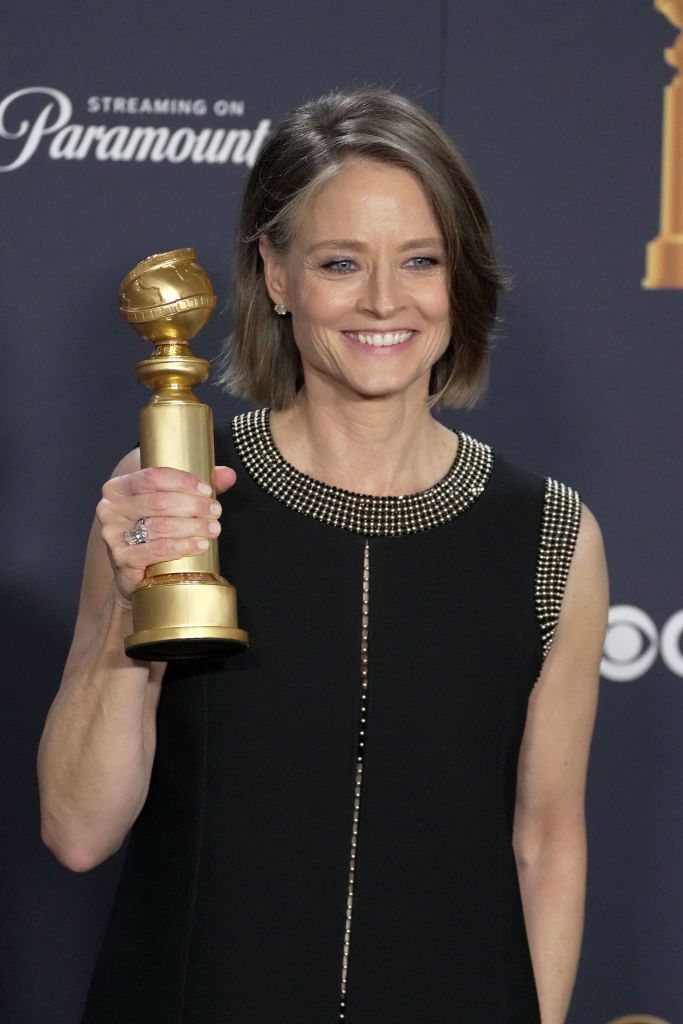 You'll Want To Embrace Your Grays With These Gorgeous Hair Color Ideas (3) You'll Want To Embrace Your Grays With These Gorgeous Hair Color Ideas (3)